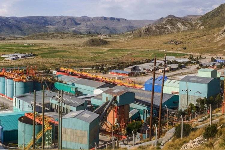Requisitos para trabajar en empresas mineras como Compañía de Minas Buenaventura o Southern Copper Corporation